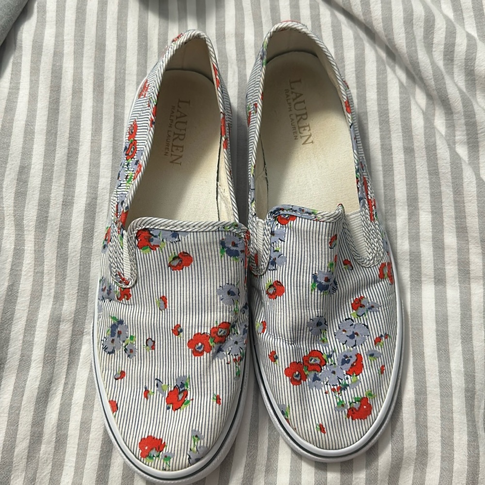 Ralph Lauren blue/red/white floral striped slip on shoes size 7.5!
